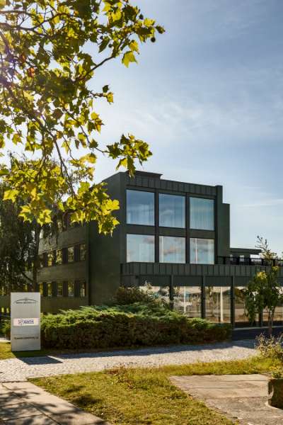 Moderne kontormiljø i Gladsaxe indkapsles af stålprofiler, Transformervej 14, 2860 Søborg